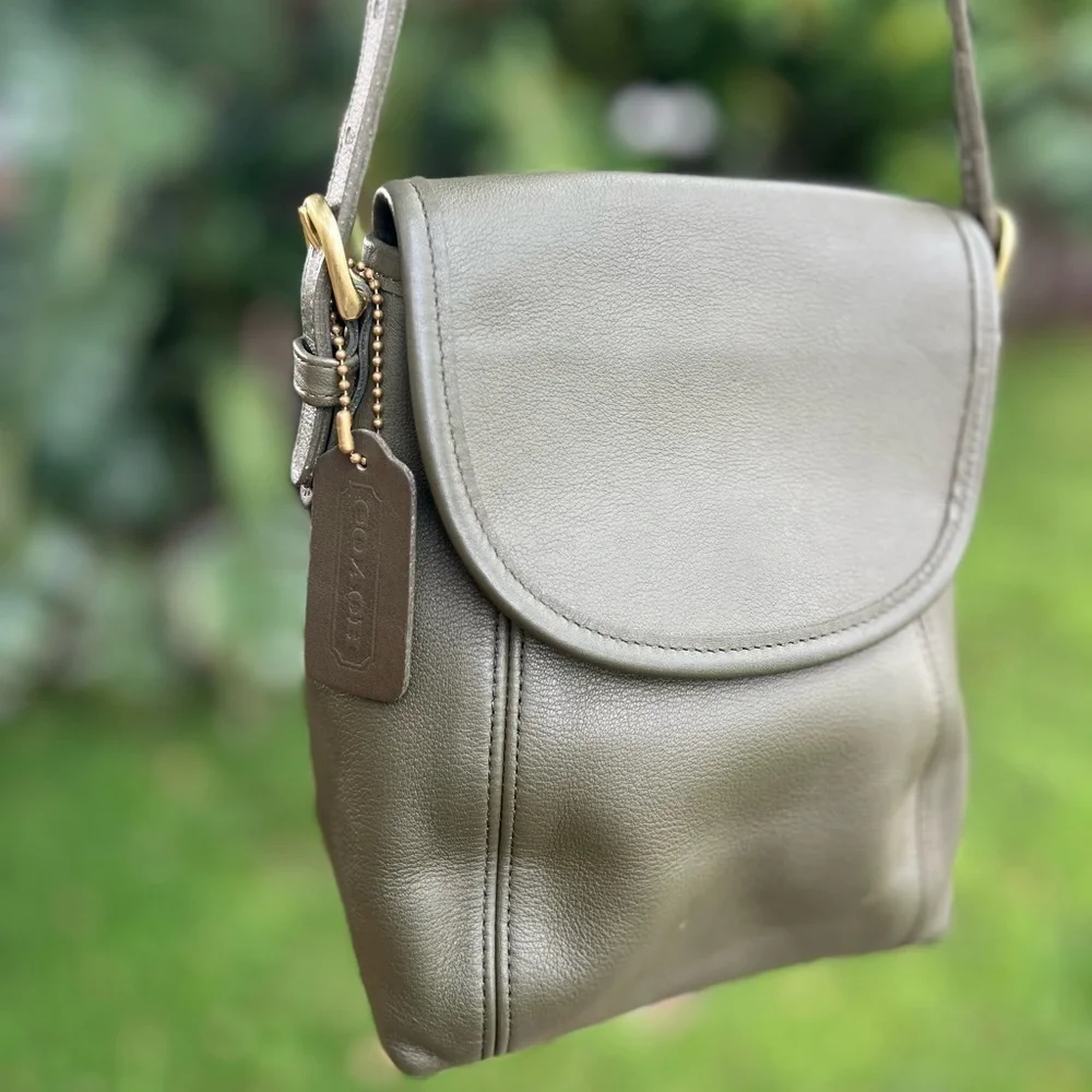 Vintage Coach Soho Small Flap Bag 4108 Loden Green Costa Rica 1998 Rare leather